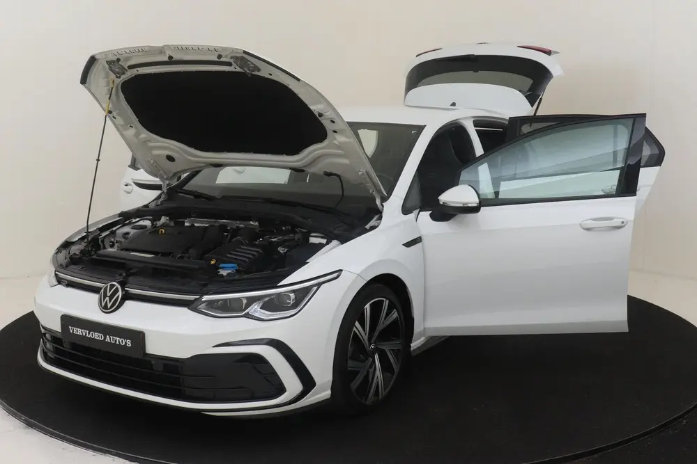 Volkswagen Golf 1.5 eTSI R-LINE -MATRIX.LED|STOEL/STUURVERW. uit 2022, foto 17