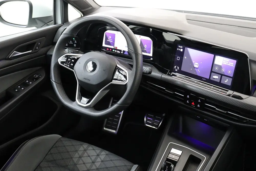 Volkswagen Golf 1.5 eTSI R-LINE -MATRIX.LED|STOEL/STUURVERW. uit 2022, foto 6