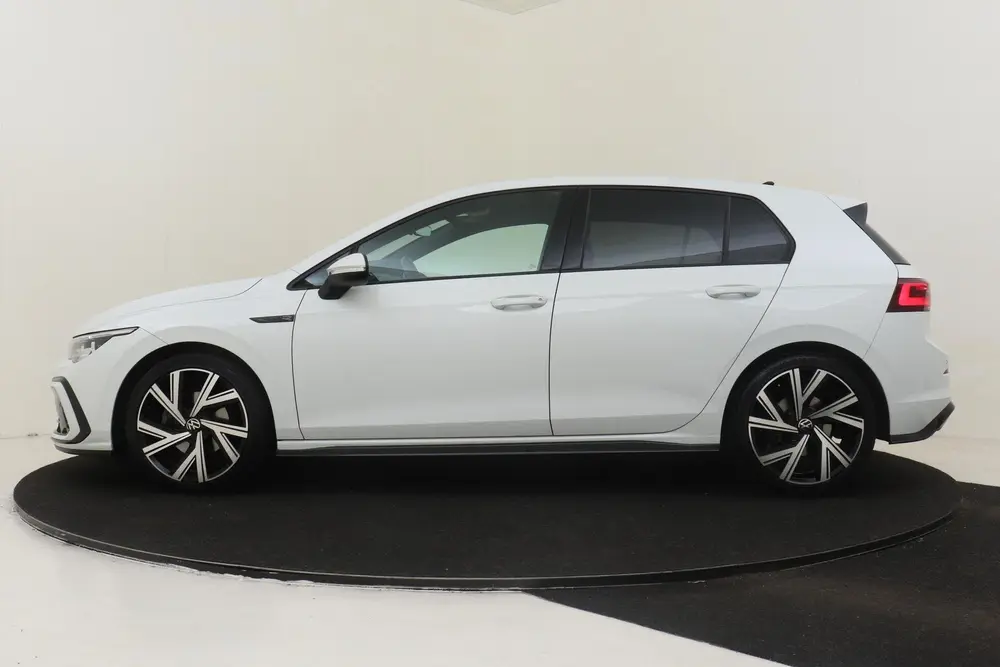 Volkswagen Golf 1.5 eTSI R-LINE -MATRIX.LED|STOEL/STUURVERW. uit 2022, foto 7