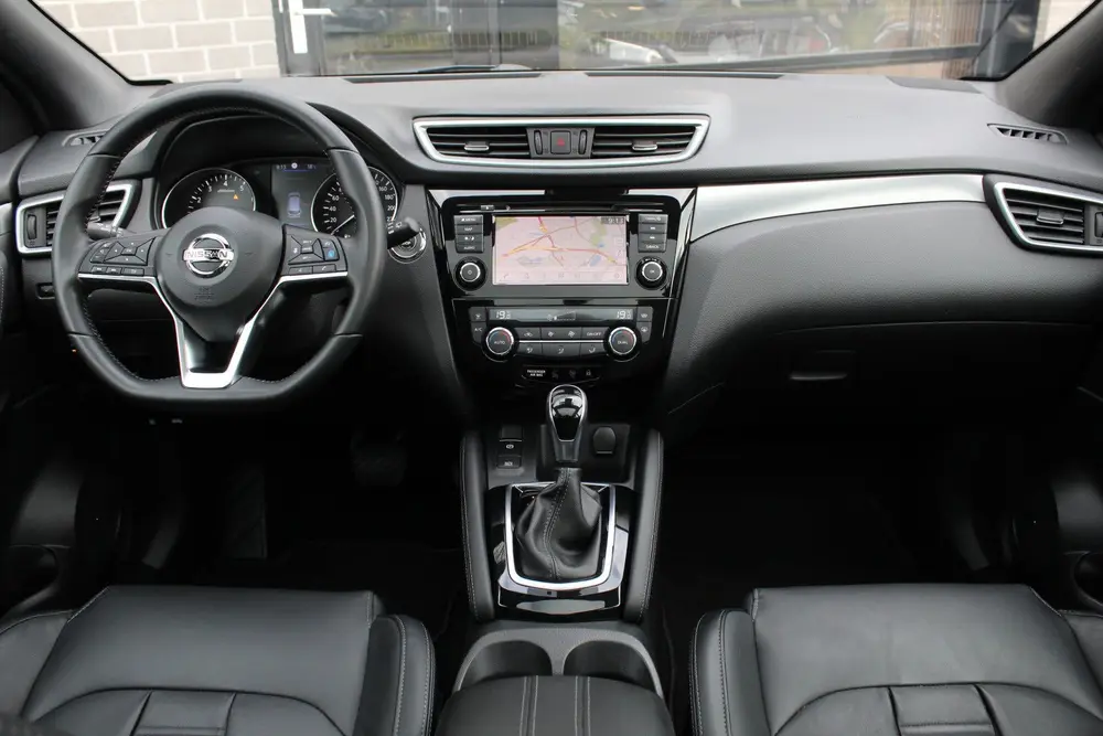 Nissan Qashqai 1.3 DIG-T Tekna / Keyless / Carplay / N.A.P. uit 2019, foto 2