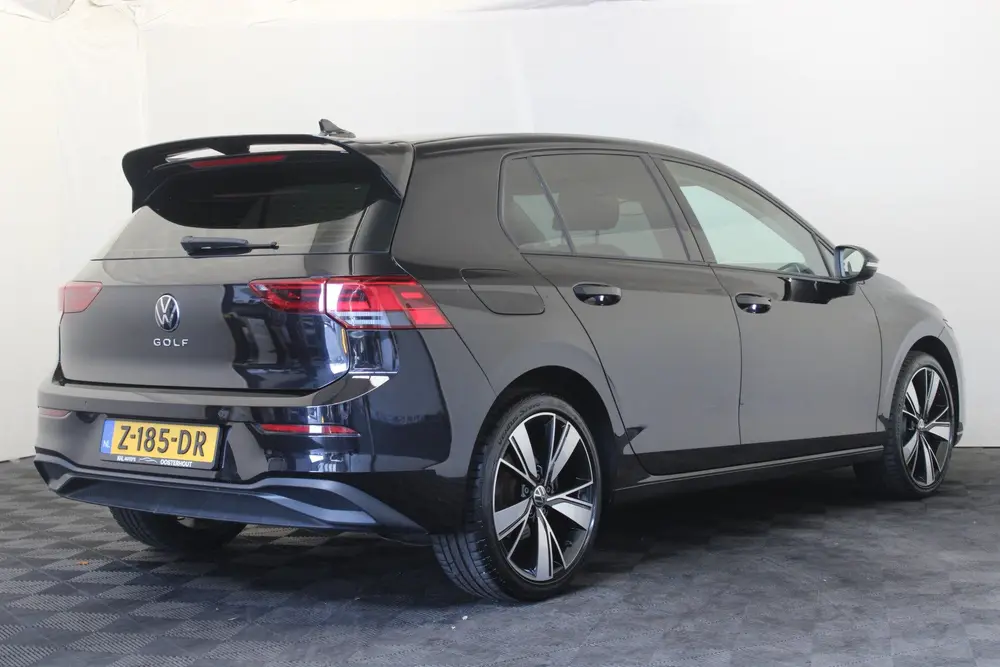 Volkswagen Golf 1.5 eTSI Style (bj 2020, automaat) uit 2020, foto 8