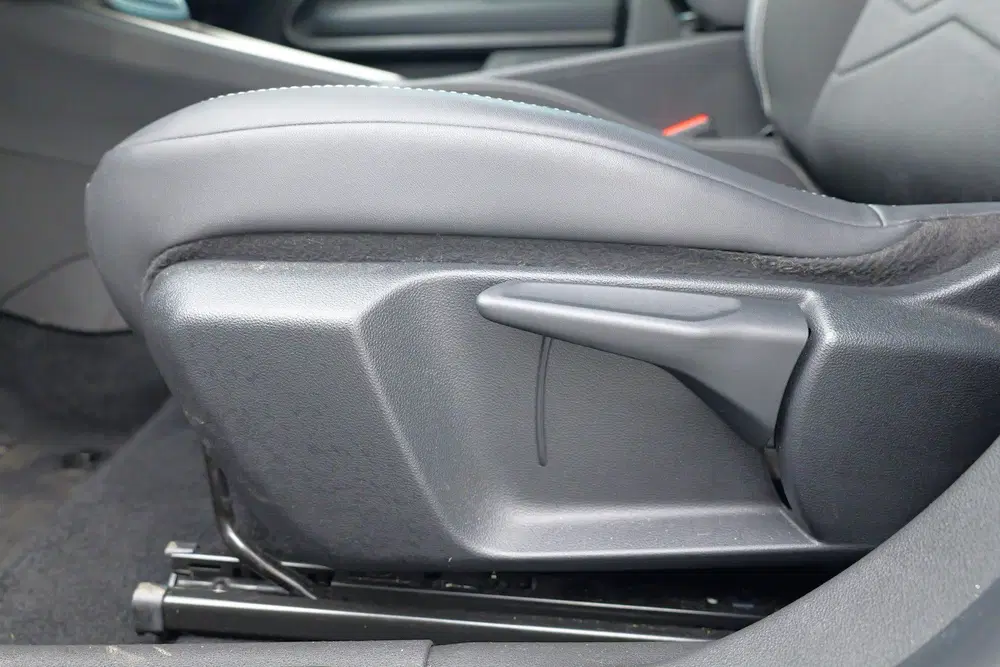 Jeep Avenger Altitude 54 kWh uit 2025, foto 13