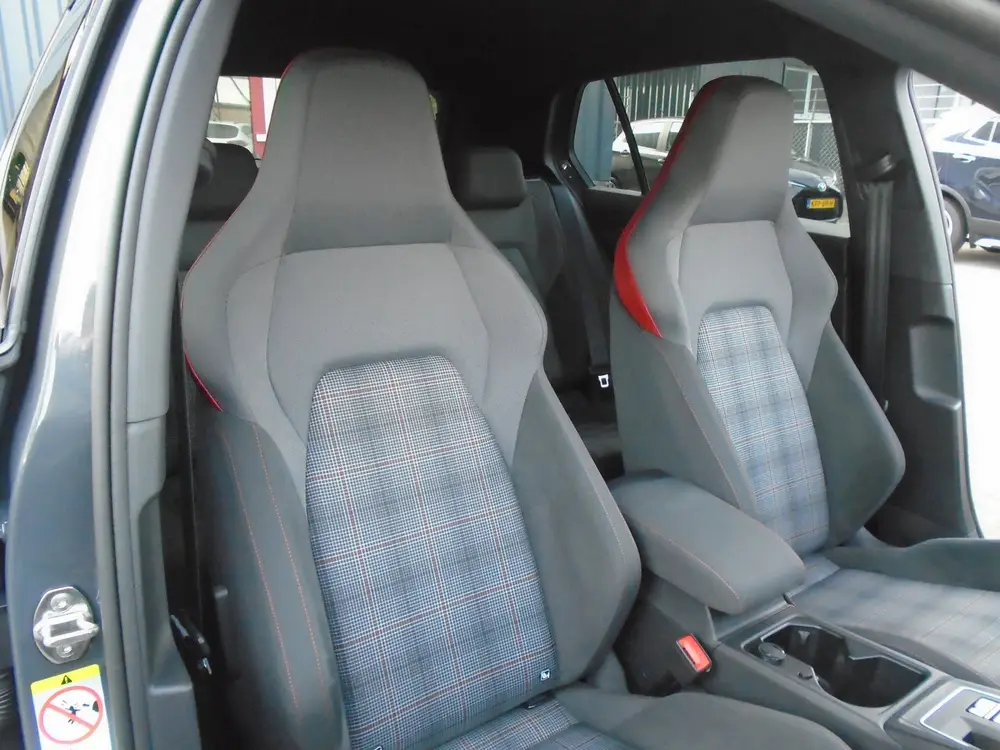 Volkswagen GOLF 2.0 TSI GTI,19'',Trekhaak,Navi,CarPlay uit 2021, foto 13