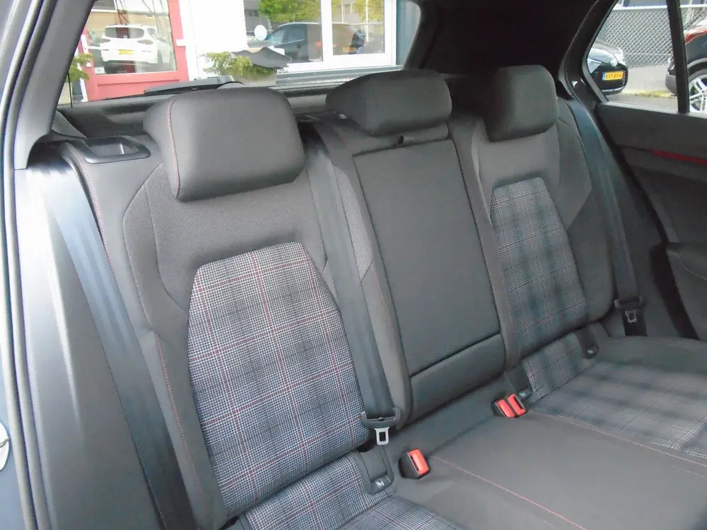 Volkswagen GOLF 2.0 TSI GTI,19'',Trekhaak,Navi,CarPlay uit 2021, foto 14