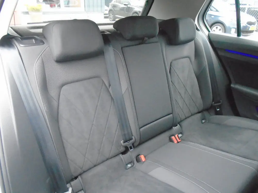 Volkswagen Golf 1.5 TSI Style ,150PK,Camera,Trekhaak,LED uit 2023, foto 15