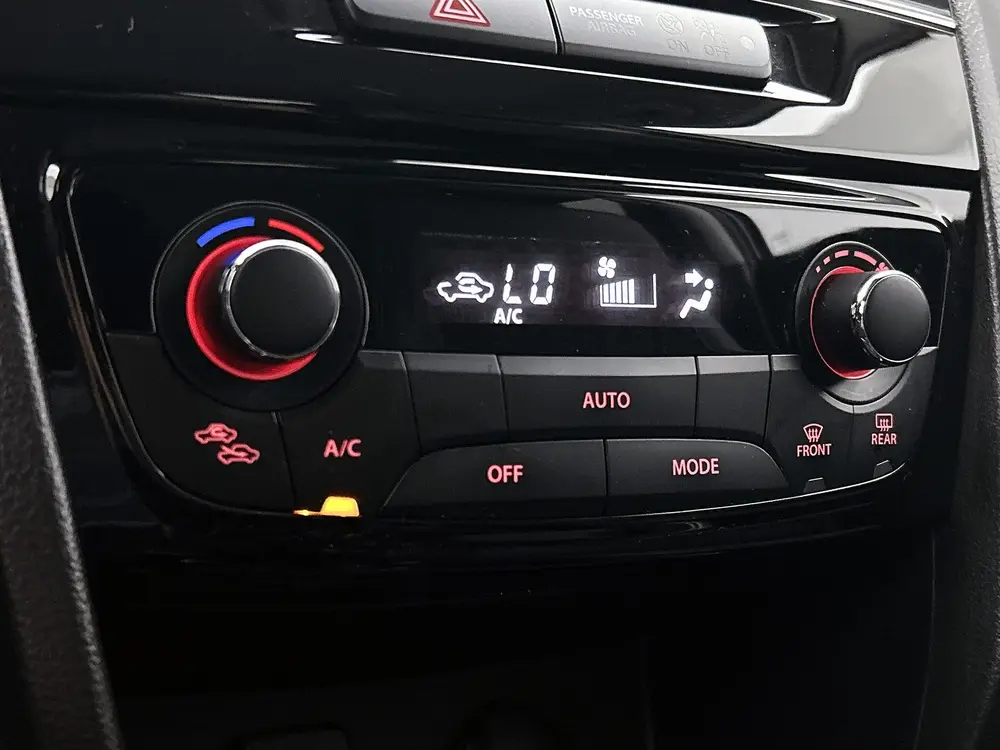 Suzuki Vitara 1.5 Hybrid Style uit 2023, foto 10