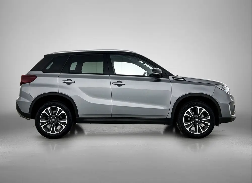 Suzuki Vitara 1.5 Hybrid Style uit 2023, foto 12