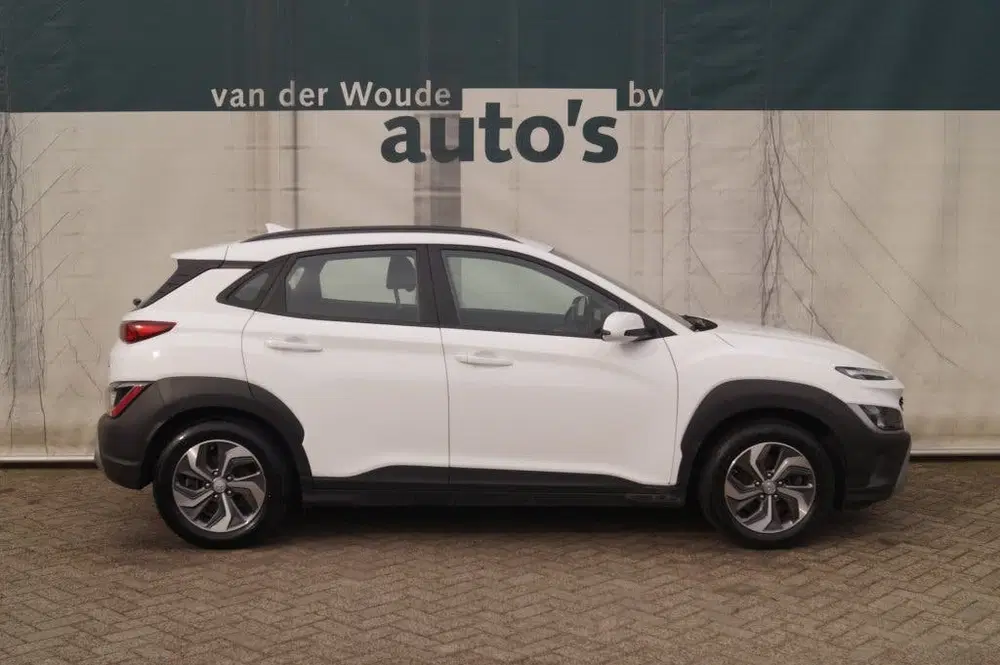 Hyundai KONA 1.6 GDI Automaat Hybrid Comfort Smart -NAV uit 2022, foto 2