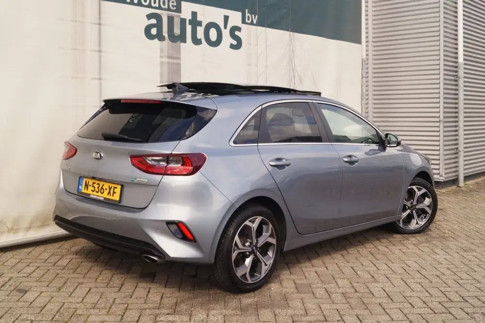 Kia Ceed 1.5 T-GDi 160pk Automaat ExecutiveLine -PA uit 2022, foto 5