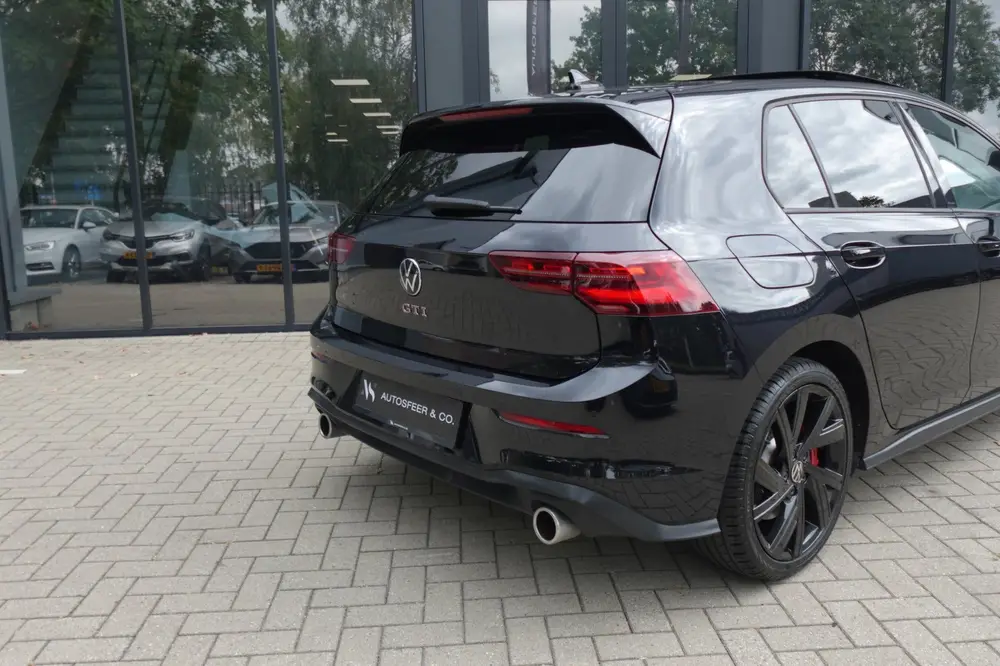 Volkswagen Golf 2.0 TSI GTI PANO CAM KEYLESS VOL uit 2023, foto 10