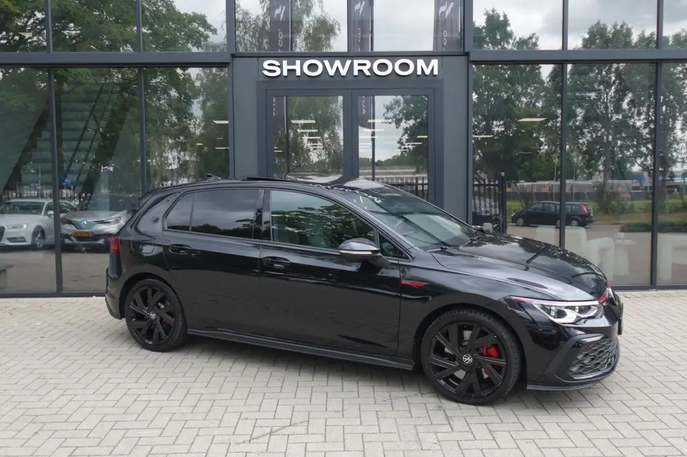 Volkswagen Golf 2.0 TSI GTI PANO CAM KEYLESS VOL uit 2023, foto 3