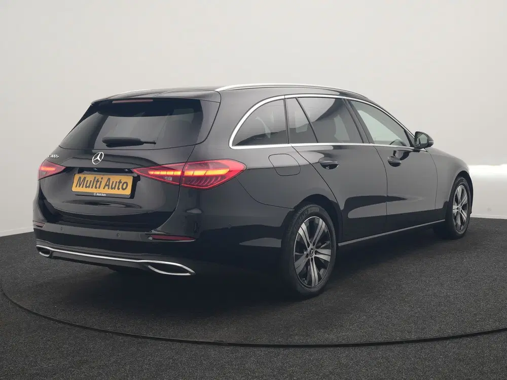 Mercedes-Benz C-Klasse 300 e Avantgarde PHEV 313pk De uit 2023, foto 3