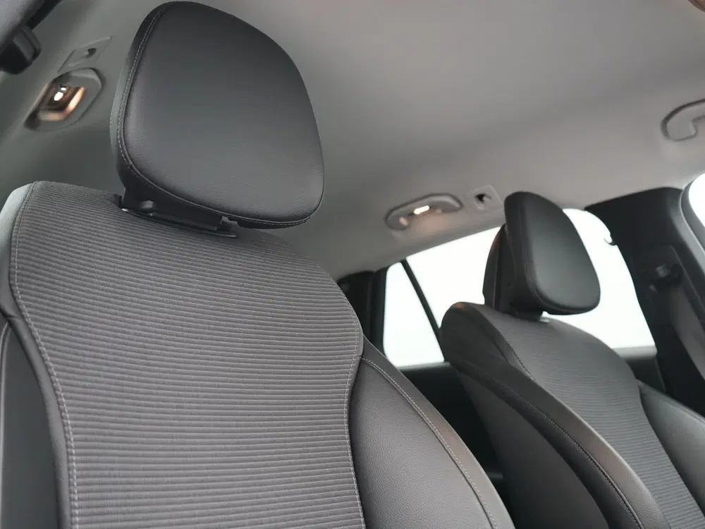 Mercedes-Benz C-Klasse 300 e Avantgarde PHEV 313pk De uit 2023, foto 5