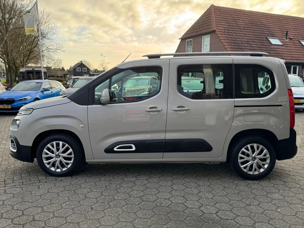 Citroën Berlingo Citroen Berlingo 1.2 PureTech Live AUTOMAA uit 2019, foto 4