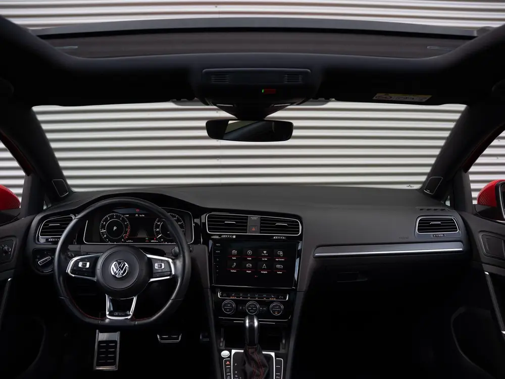 Volkswagen Golf 2.0 TSI GTI Performance Alcantara Camera VOL uit 2020, foto 18