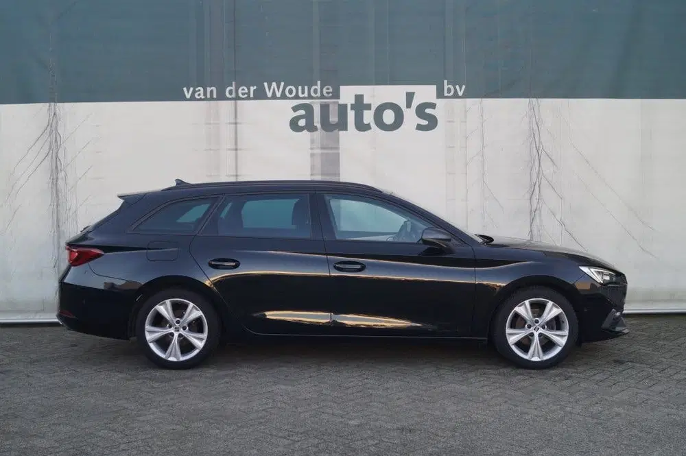SEAT Leon Sportstourer 1.5 TSI 150pk FR Business -NA uit 2021, foto 2