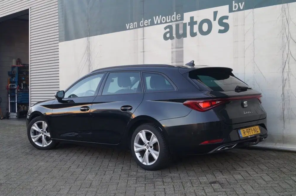 SEAT Leon Sportstourer 1.5 TSI 150pk FR Business -NA uit 2021, foto 5