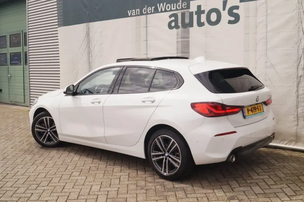 BMW 1-serie 118i Sportline Business Edition -PANO-ECC uit 2022, foto 6
