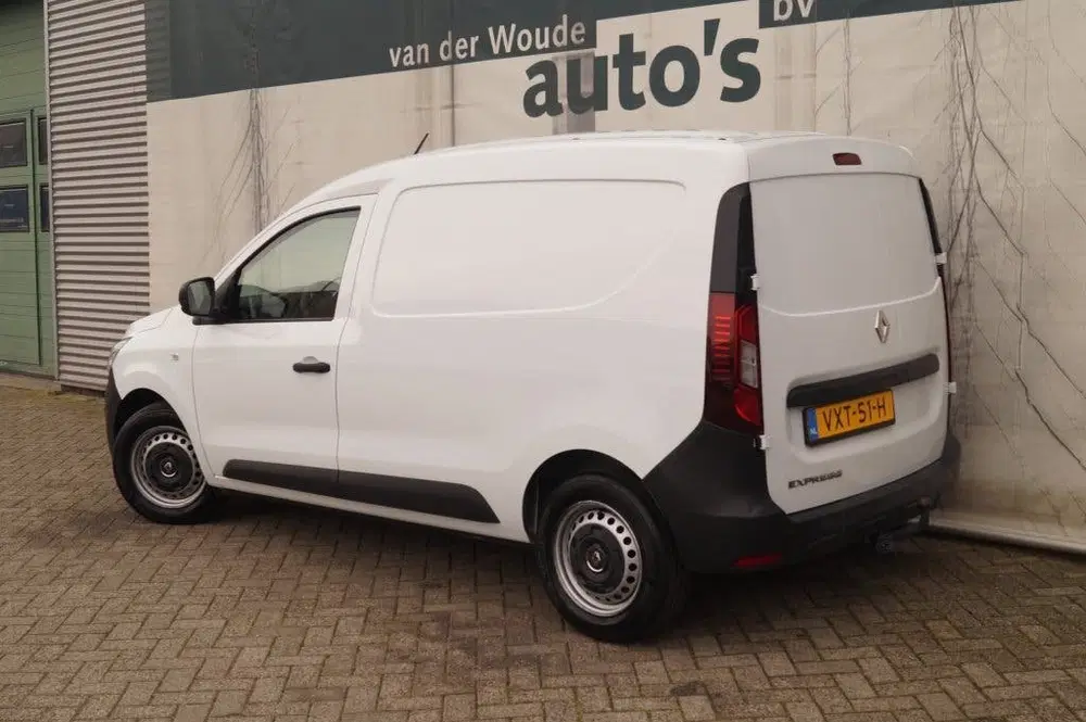 Renault Express 1.5 dCi 75pk Comfort -AIRCO-TREKHAAK-PDC uit 2023, foto 5