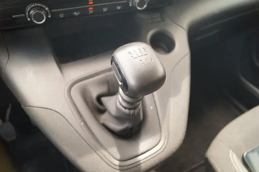Peugeot Rifter 1.2 PureTech Active 7-persoons -NAVI-AIR uit 2020, foto 20