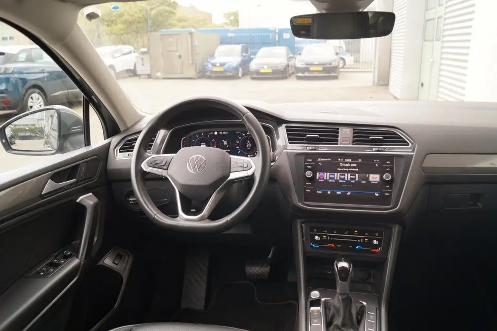 Volkswagen Tiguan Allspace 1.5 TSI 150pk DSG Life Edition 7 uit 2023, foto 10