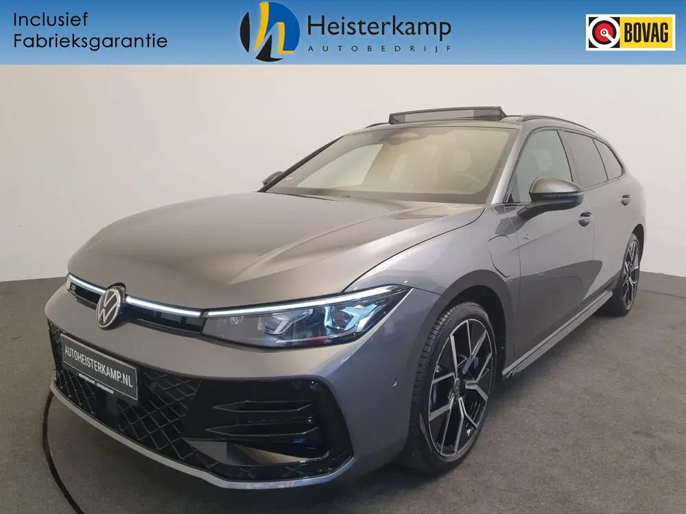 Volkswagen Passat Variant 1.5 eHybrid 272pk DSG/AUT R-Line W uit 2025
