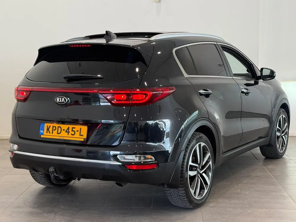 Kia Sportage 1.6 T-GDI DynamicLine uit 2020, foto 2