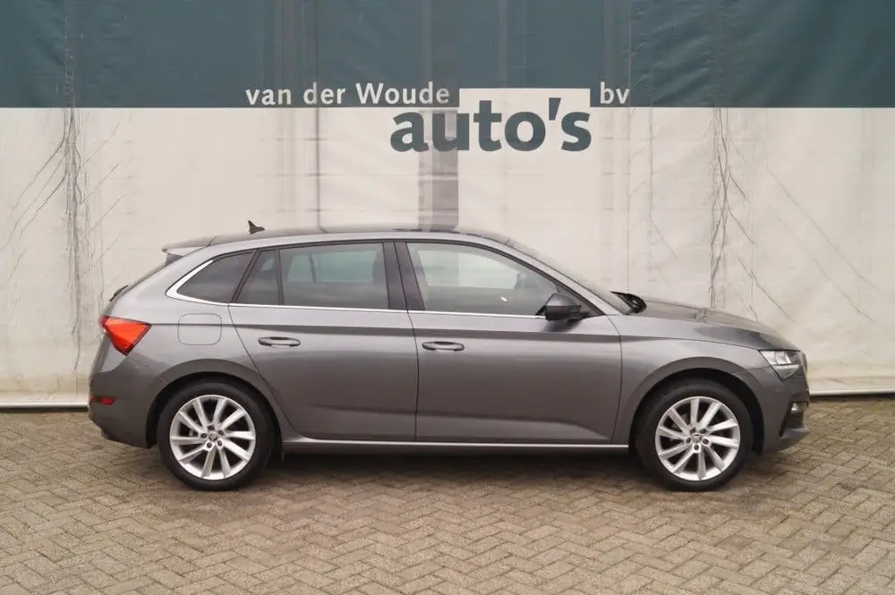 Skoda Scala 1.0 TSI 110pk Business Edition Clever -NAV uit 2023, foto 2