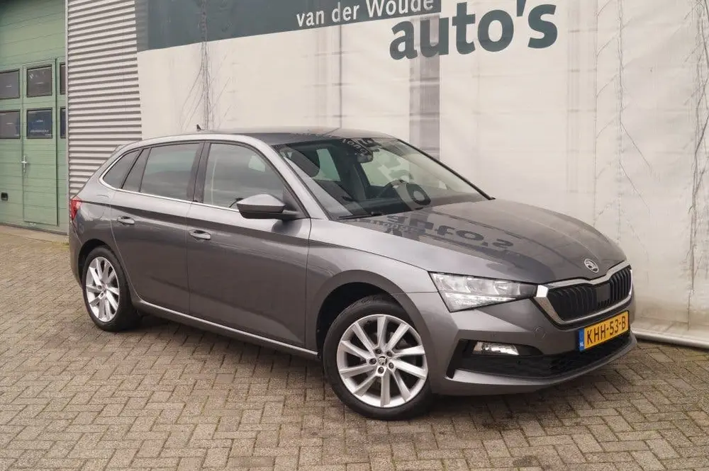 Skoda Scala 1.0 TSI 110pk Business Edition Clever -NAV uit 2023, foto 4
