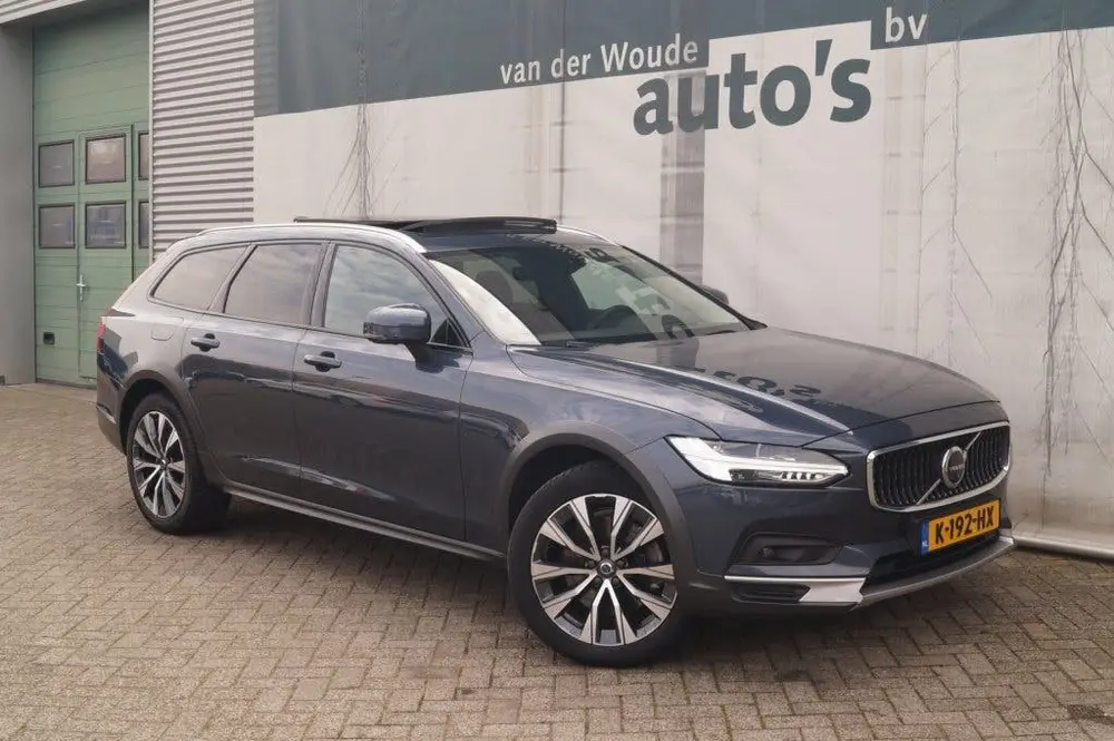 Volvo V90 2.0 B5 250pk AWD Pro -PANO-LEER-CAM uit 2021, foto 4