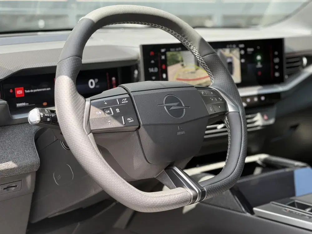 Opel Grandland 1.2 Turbo Hybrid GS l Focal l HUD l Panora uit 2025, foto 4