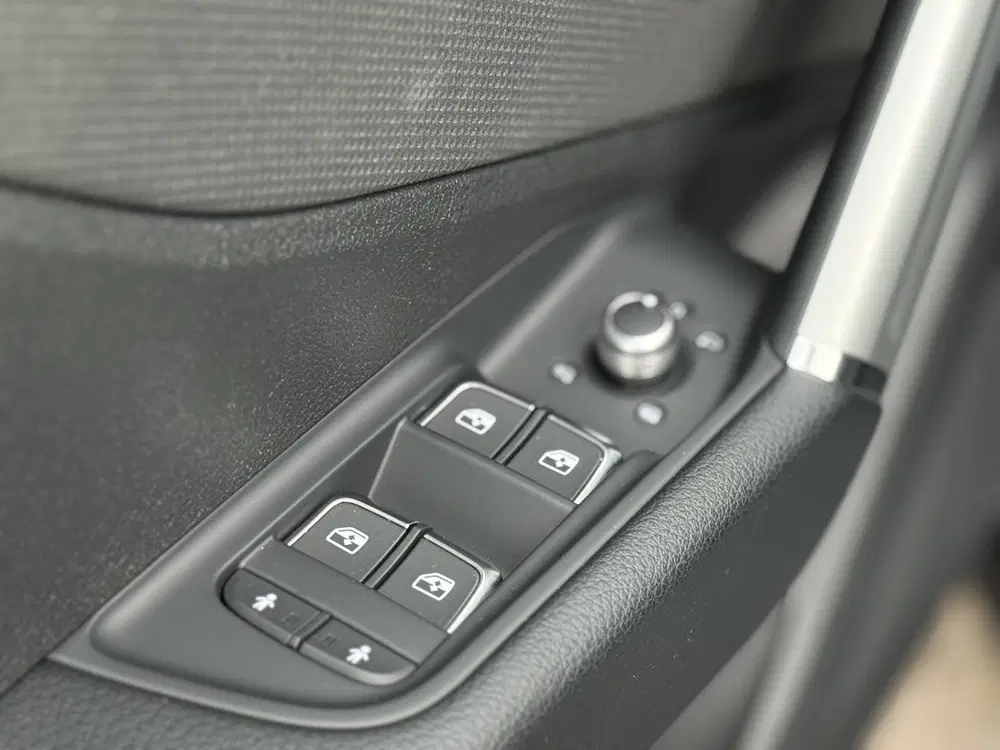 Audi Q2 35 TFSI S-Line Automaat l Matrix LED l Cam uit 2025, foto 13