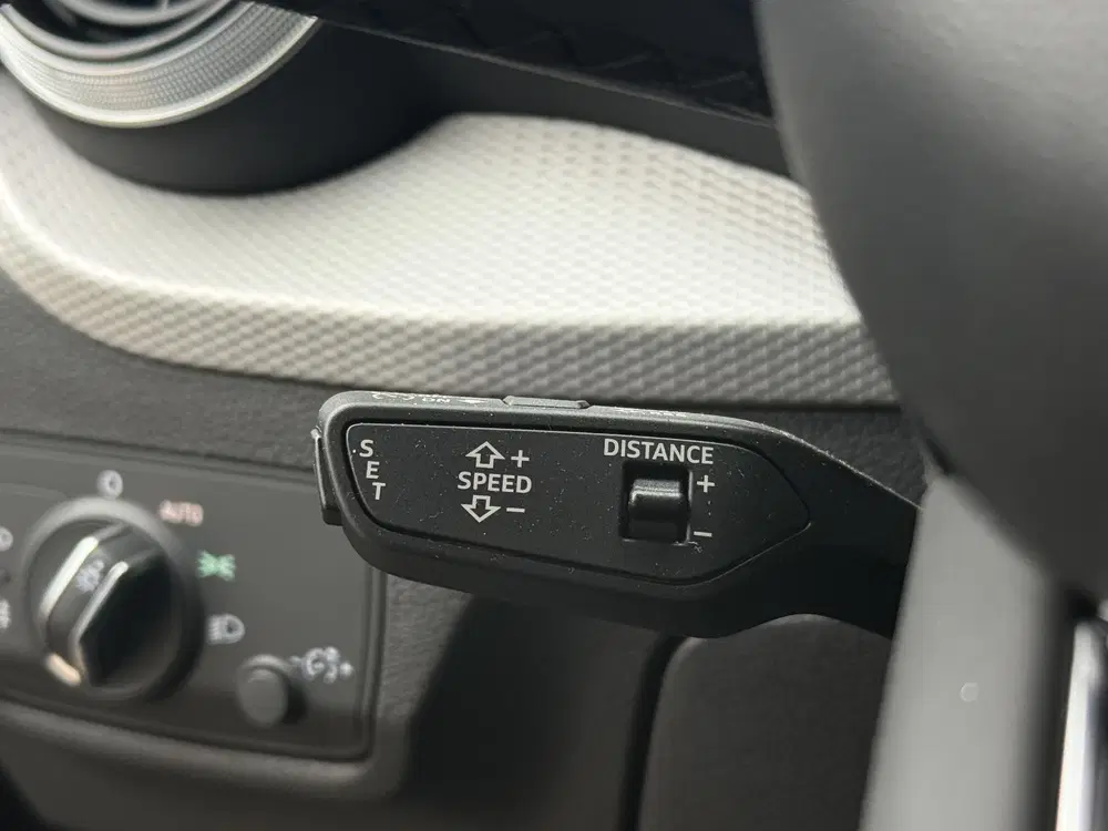 Audi Q2 35 TFSI S-Line Automaat l Matrix LED l Cam uit 2025, foto 8