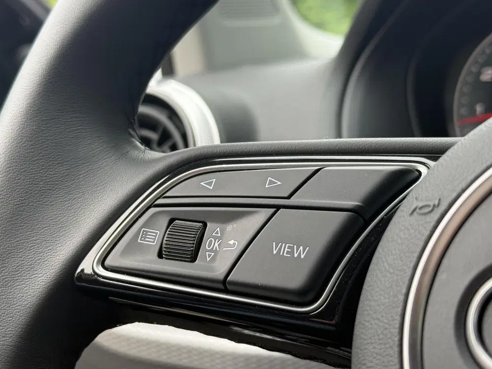 Audi Q2 35 TFSI S-Line Automaat l Matrix LED l Cam uit 2025, foto 9
