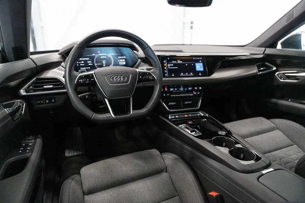 Audi e-tron 93 kWh uit 2022, foto 4