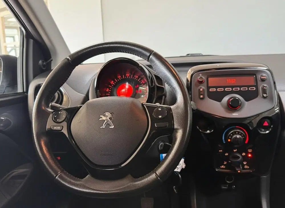 Peugeot 108 1.0 e-VTi Active uit 2019, foto 10