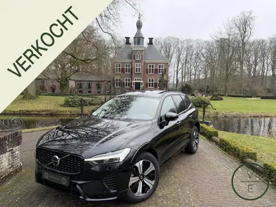 Volvo XC60 2.0 T6 Plug-in hybrid AWD Dark uit 2024