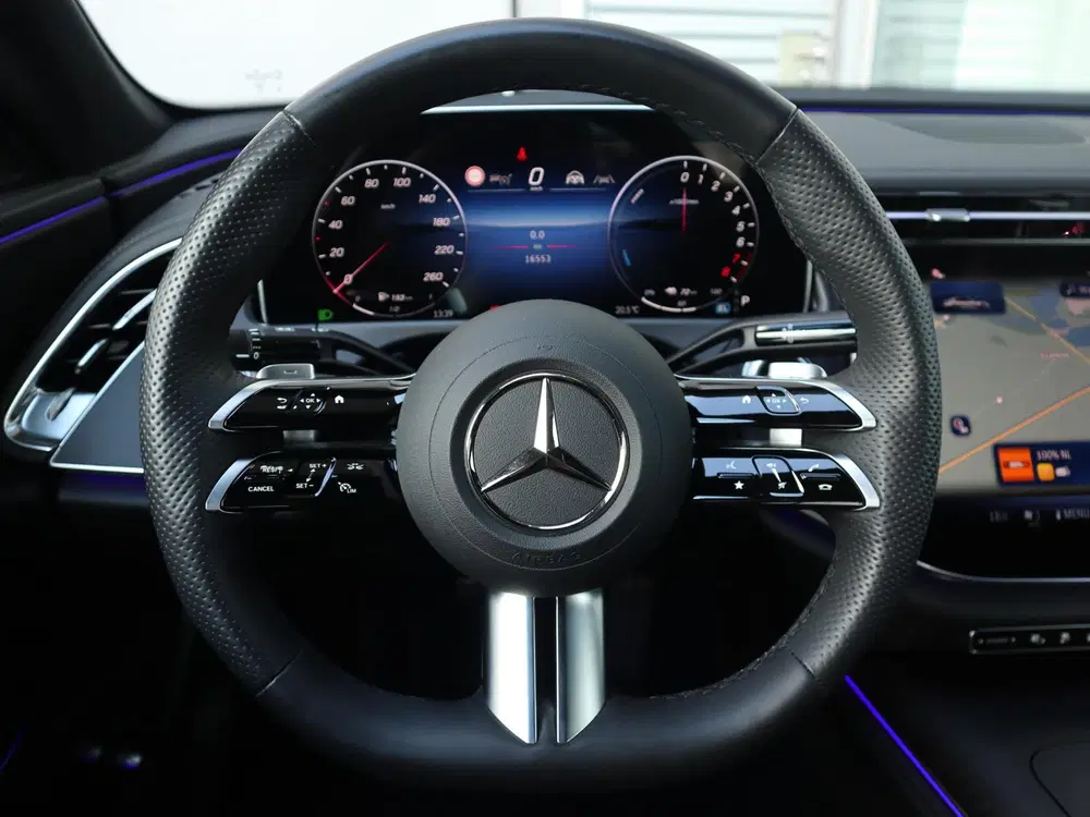Mercedes-Benz E-Klasse E-Klasse 300e AMG Line uit 2025, foto 14