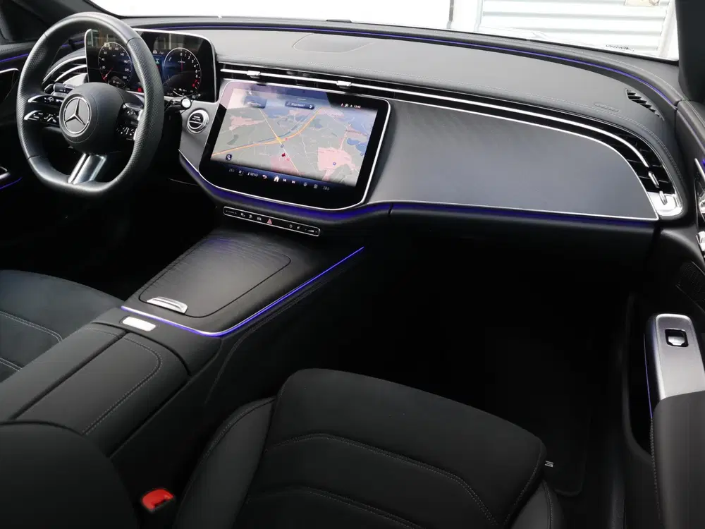 Mercedes-Benz E-Klasse E-Klasse 300e AMG Line uit 2025, foto 6