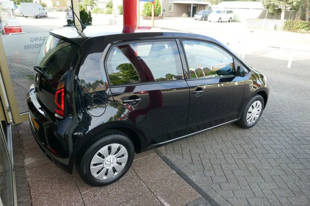 Volkswagen UP 1.0   AIRCO / NL-AUTO uit 2021, foto 18