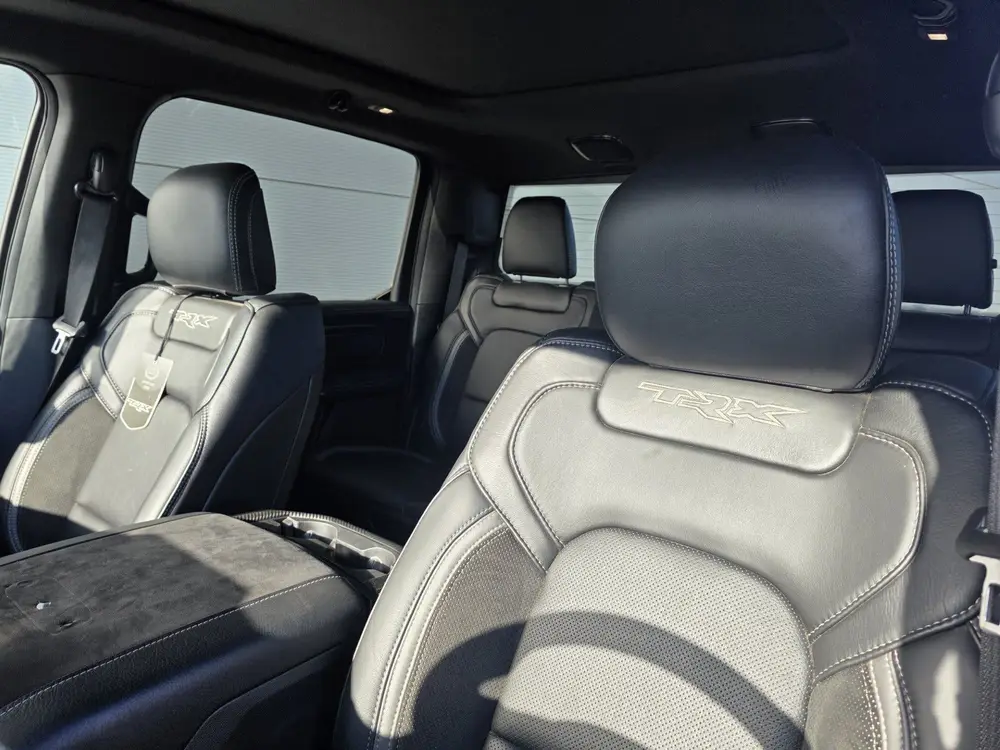 Dodge Ram 1500 Ram 1500 TRX CLONE NIGHT EDITION 4X4 CREW CAB 5.7 LTR uit 2022, foto 17