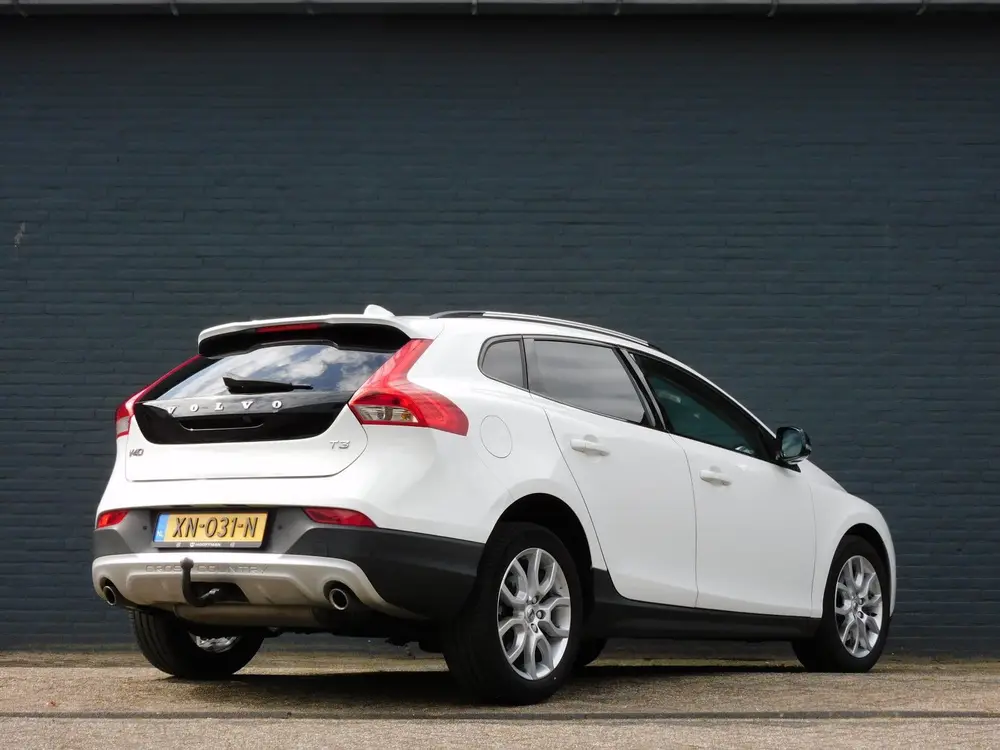 Volvo V40 Cross Country 1.5 T3 Polar+ Luxury 1e EIGENAAR DE uit 2019, foto 3