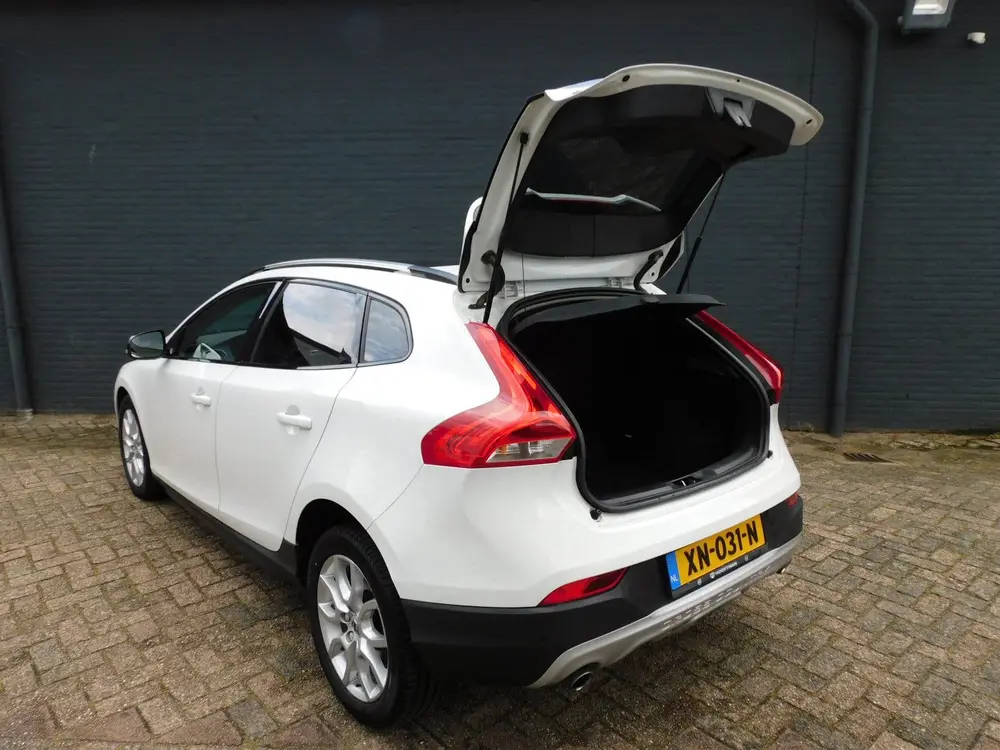 Volvo V40 Cross Country 1.5 T3 Polar+ Luxury 1e EIGENAAR DE uit 2019, foto 5