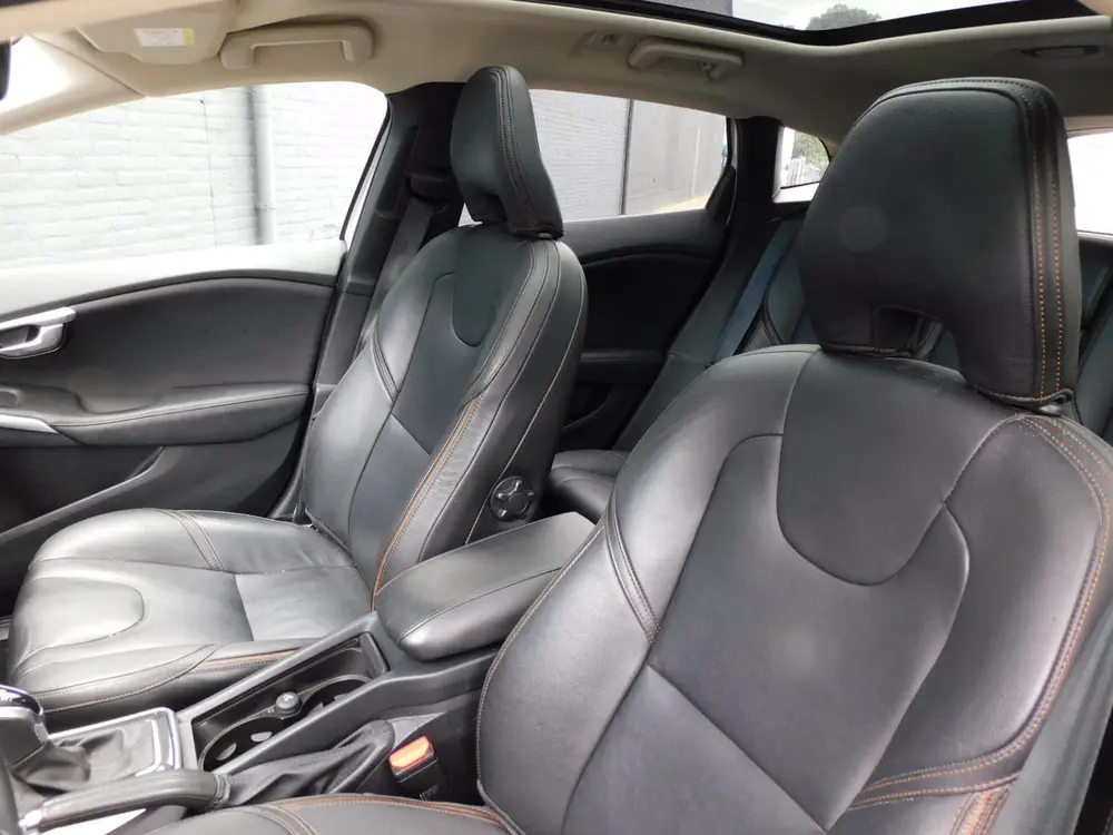 Volvo V40 Cross Country 1.5 T3 Polar+ Luxury 1e EIGENAAR DE uit 2019, foto 8
