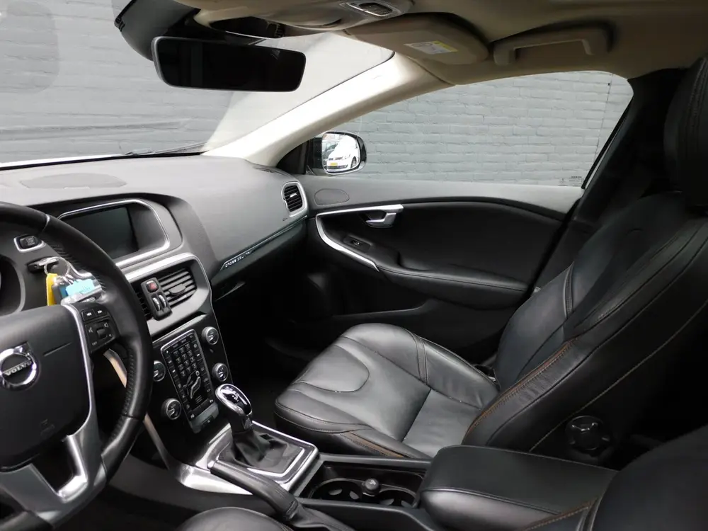 Volvo V40 Cross Country 1.5 T3 Polar+ Luxury 1e EIGENAAR DE uit 2019, foto 9