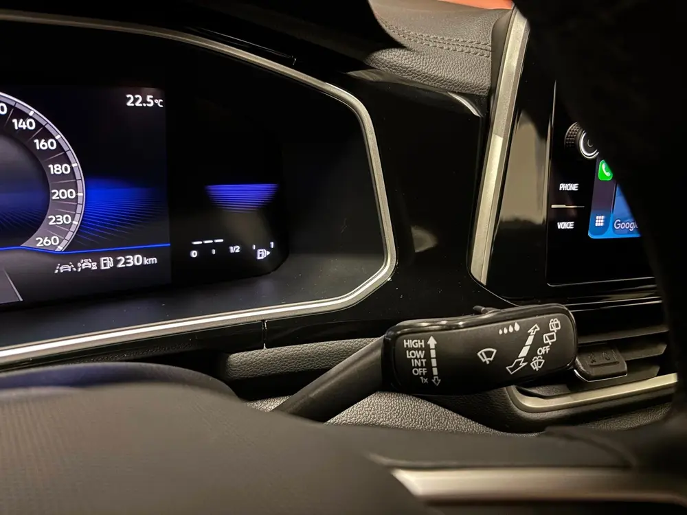 Volkswagen T-Roc 1.0 TSI R-Line|Carplay|Stoelverw|ACC uit 2024, foto 15