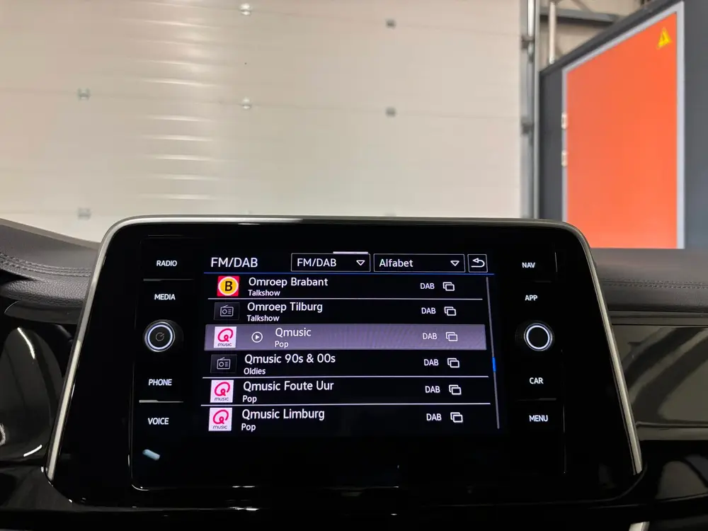 Volkswagen T-Roc 1.0 TSI R-Line|Carplay|Stoelverw|ACC uit 2024, foto 20