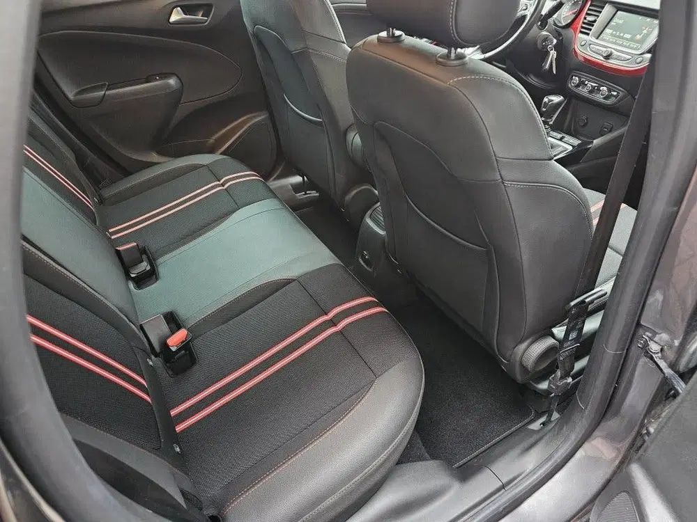 Opel Crossland 1.2 Turbo GS Line uit 2022, foto 14