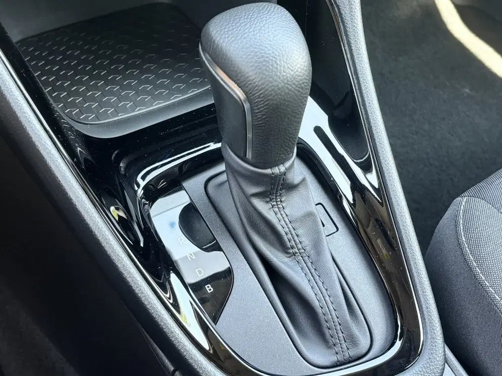 Toyota Yaris 1.5 Hybrid Dynamic uit 2025, foto 17