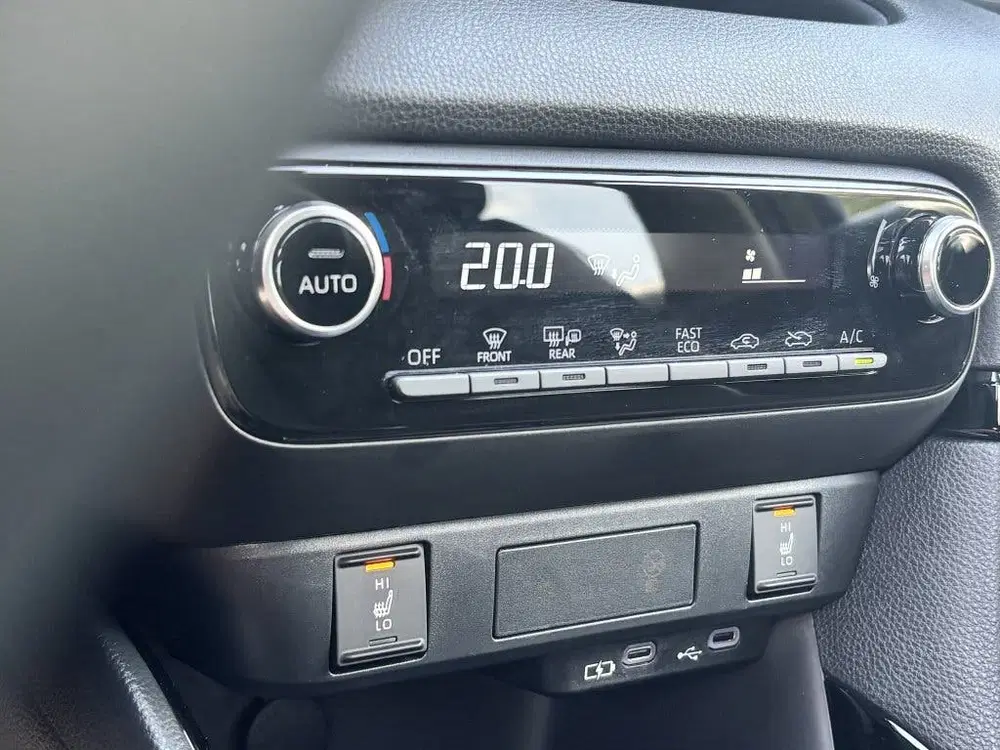 Toyota Yaris 1.5 Hybrid Dynamic uit 2025, foto 19